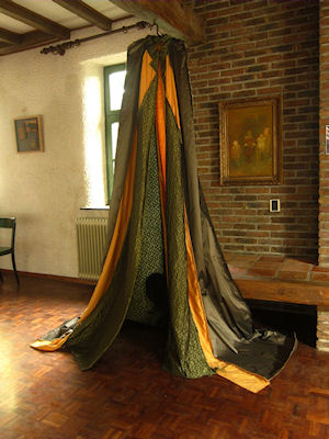 mantel der liefde.jpg