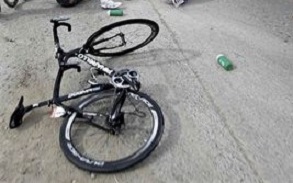 Fiets van een gevallen renner.jpg