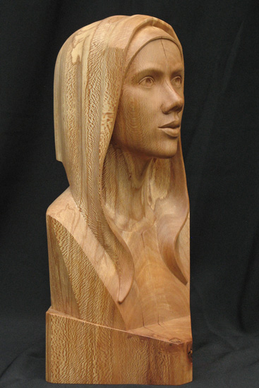 Vrouwenkop van van Leo Pruijt in lindenhout: Girl without pearl earring, front-left