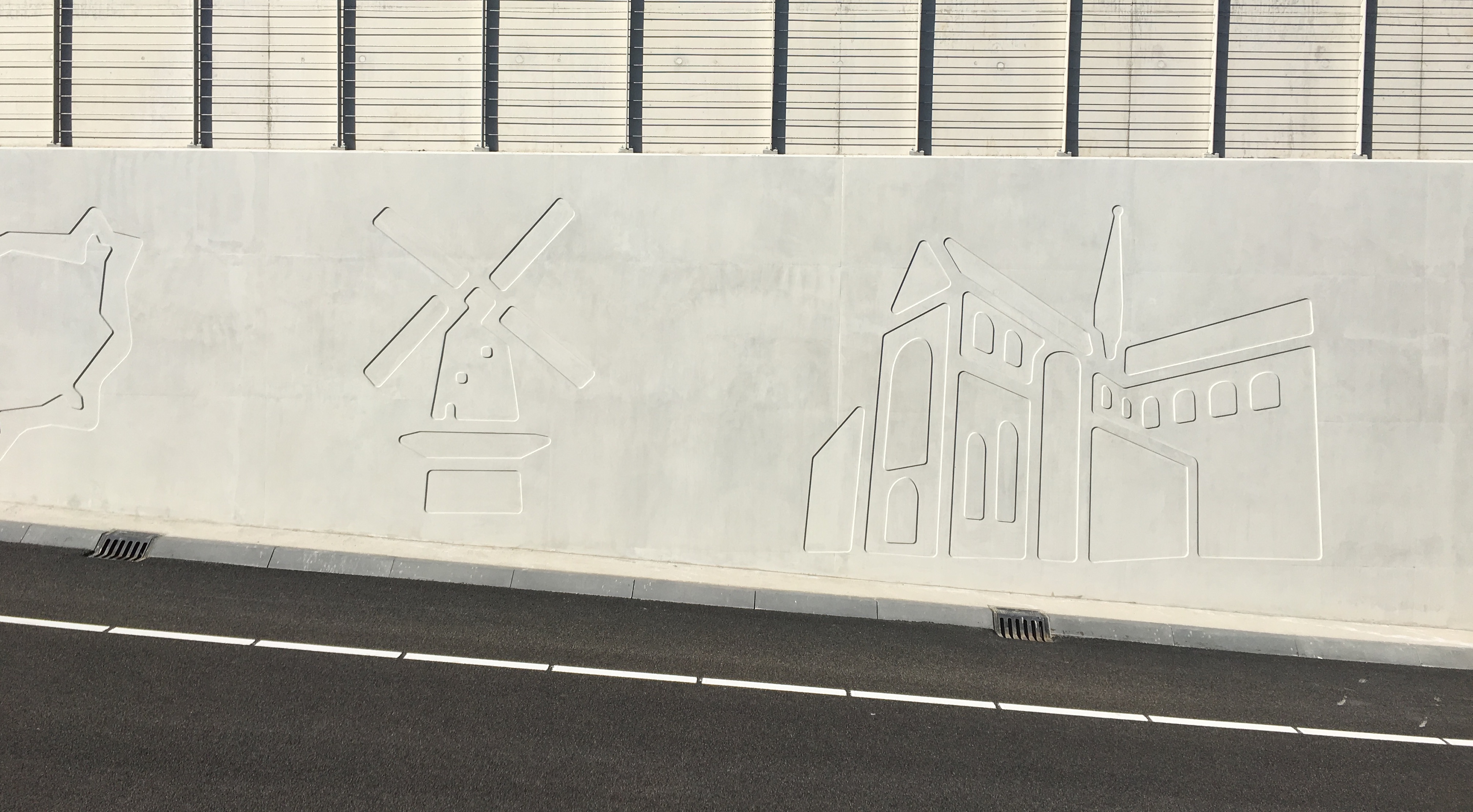 Kunst in de spooronderdoorgang in Goes - George Schade