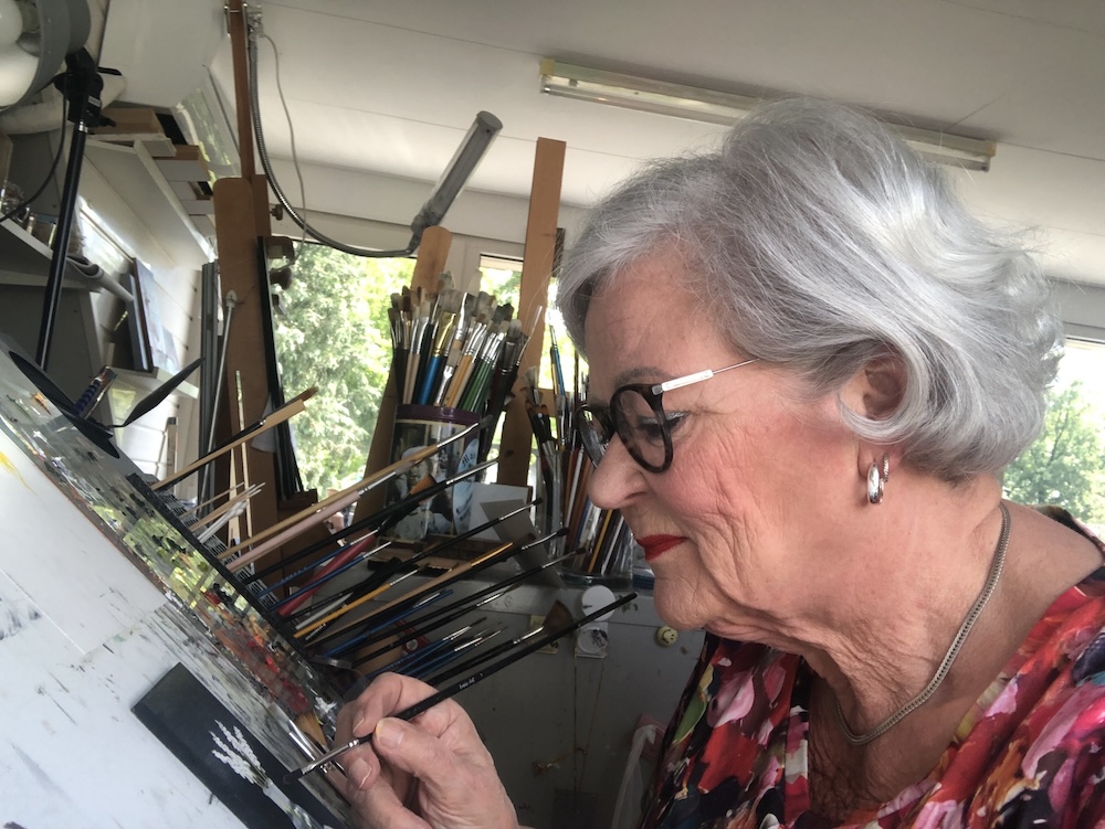 Wil van Gemert aan het werk